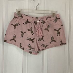 Cute reindeer Old Navy pajama shorts. Size S.
